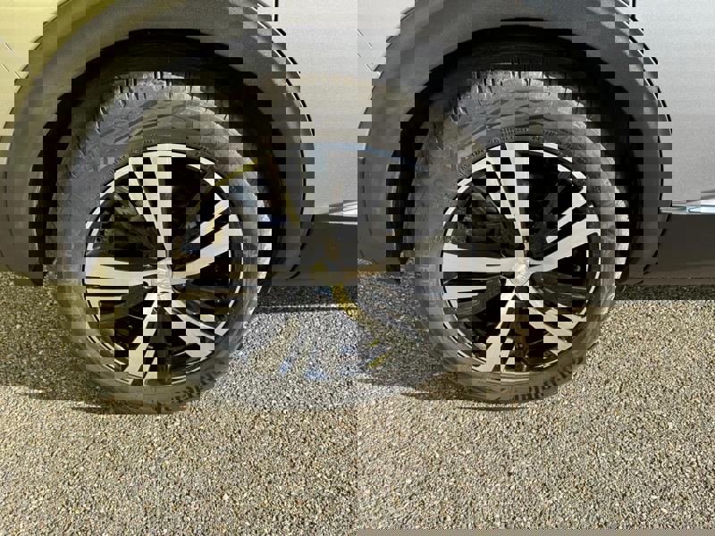 Image Peugeot 5008 2.0 BlueHDi 180 GT EAT8 Matrix leds GPS Carplay Caméra 7 places Régul Adapt Clim auto Gtie 1 an 